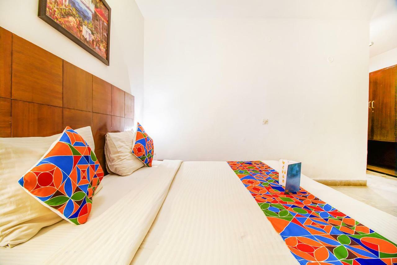 Fabhotel Mulberry Retreat Sushant Lok Gurgaon Exterior photo